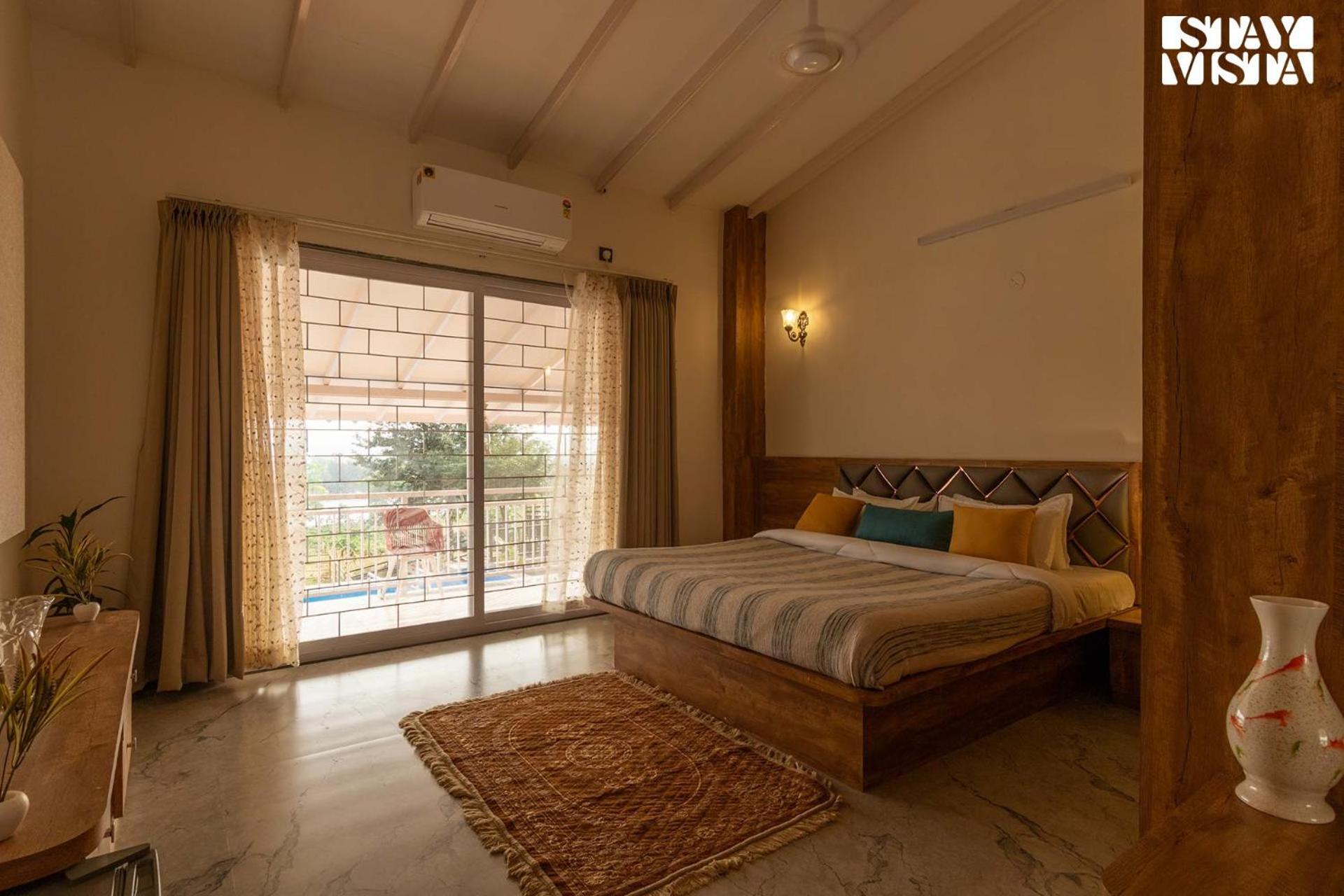 Stayvista'S Harvest Haven - Pool-View Villa With Deck & Machan Near Sula Nashik Buitenkant foto